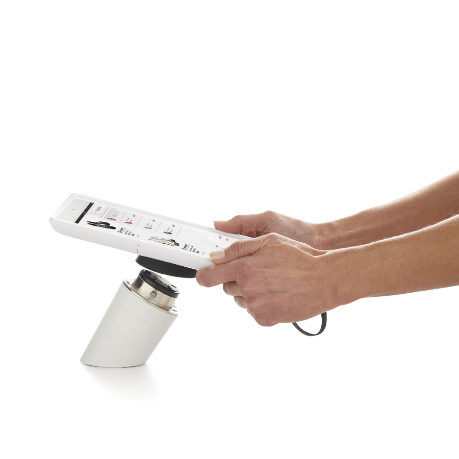 Hướng dẫn lắp máy tính bảng vào chân đế