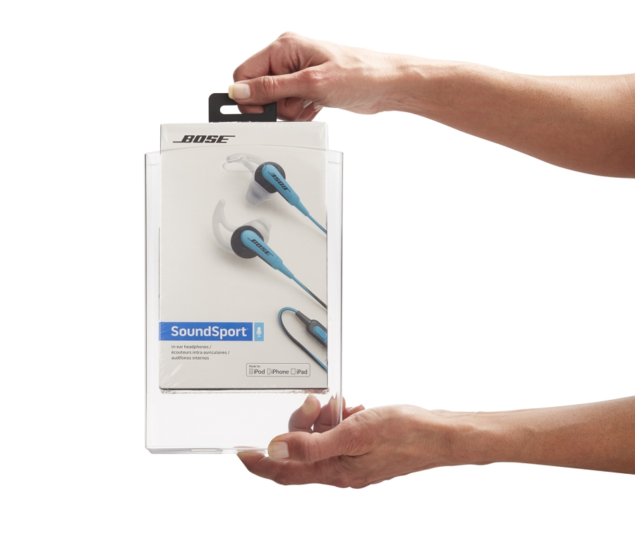 Tháo sản phẩm ra khỏi hộp bảo vệ