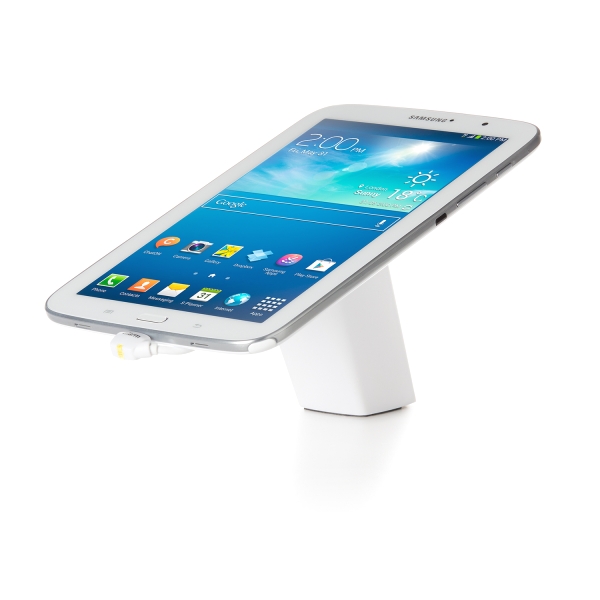 Thiết bị bảo vệ máy tính bảng Galaxy Tab trưng bày S1500 được lắp đặt trên bàn trải nghiệm